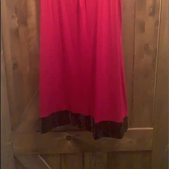 Red! - Picture 2 of 2